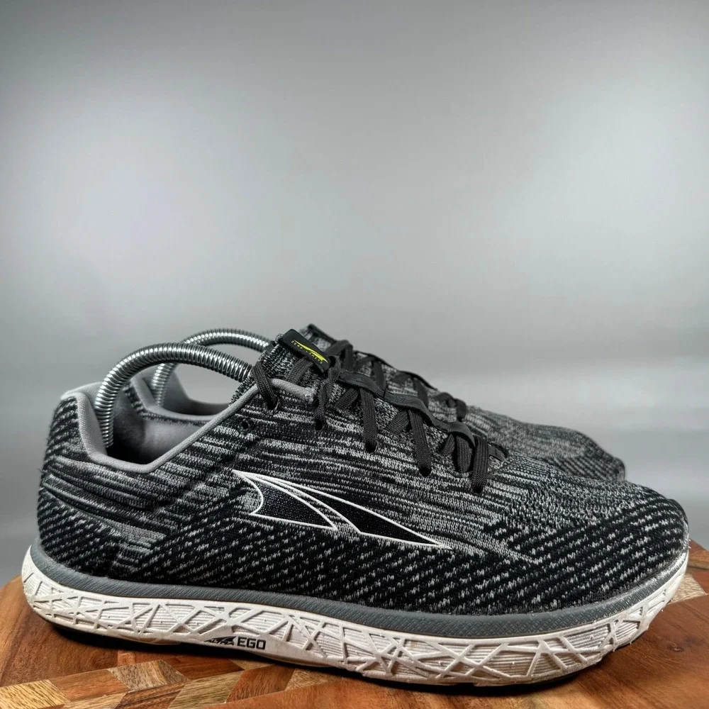 Altra Escalante 2 Mens 9 Black Gray Knit Zero Drop Running Shoes ALM1933G220